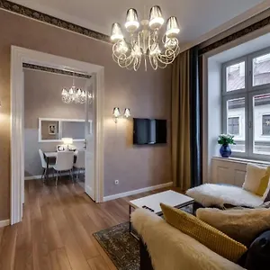  Apartament Lviv Apartments