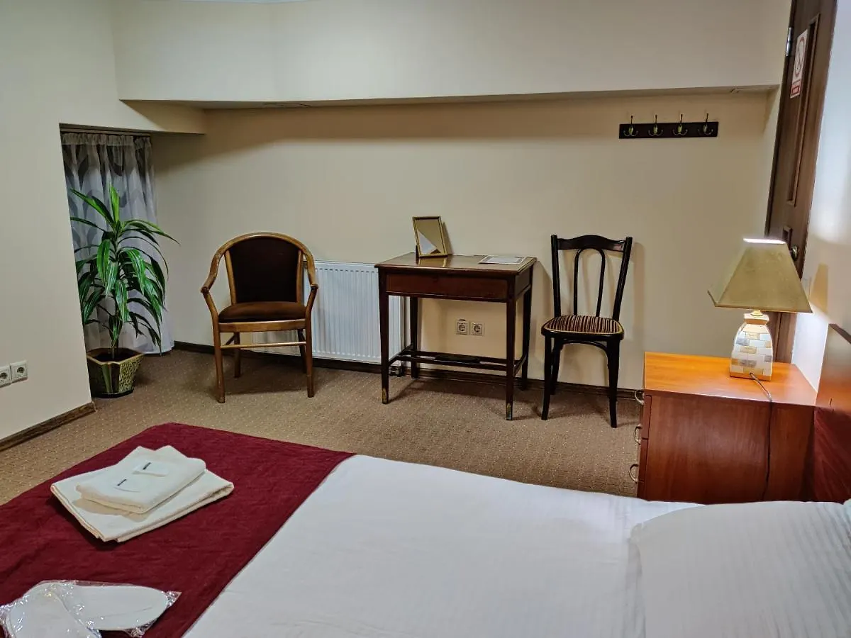 Chaplin Hotel Lviv