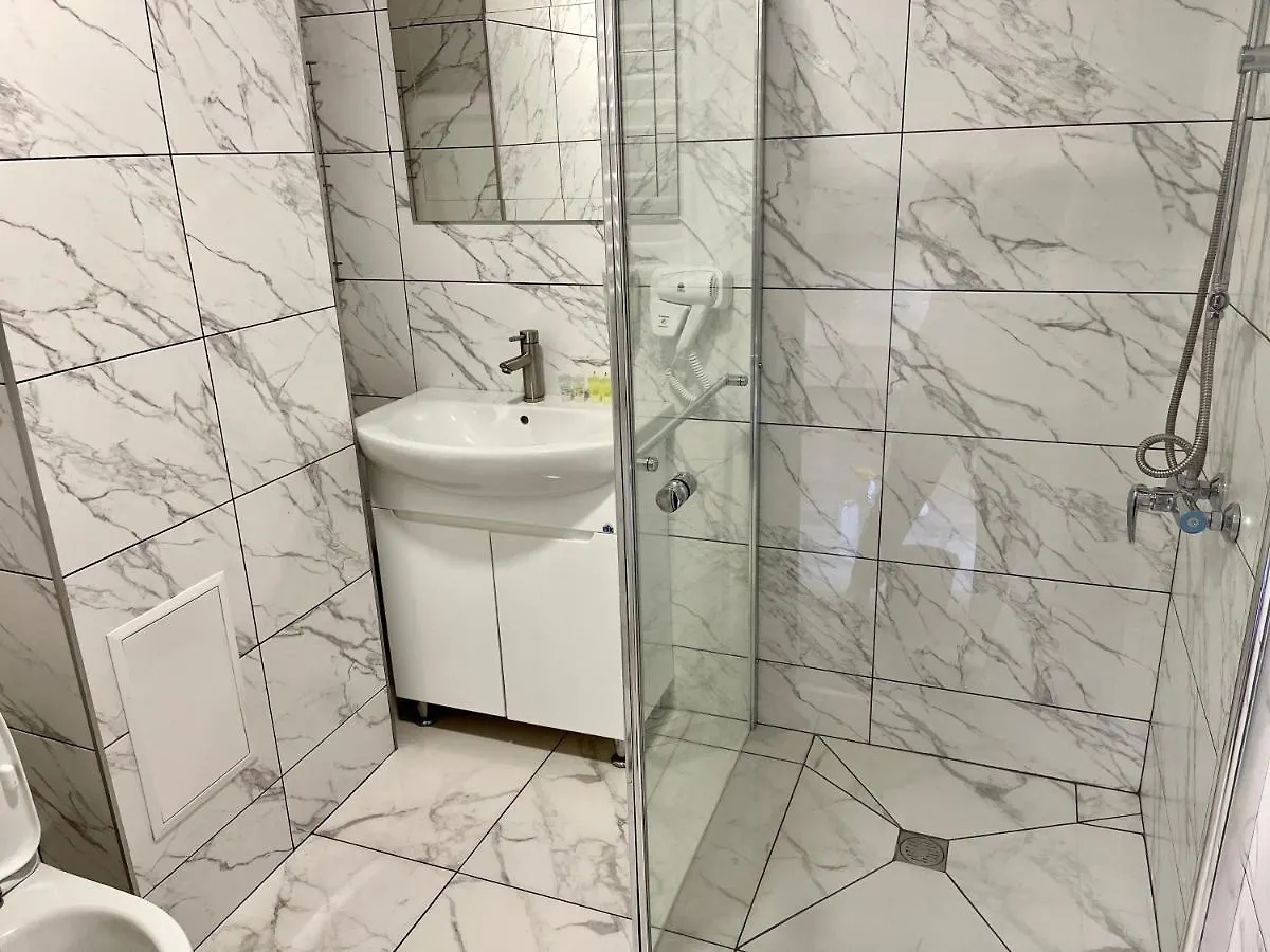 Lejlighed Chaplin Hotel Lviv