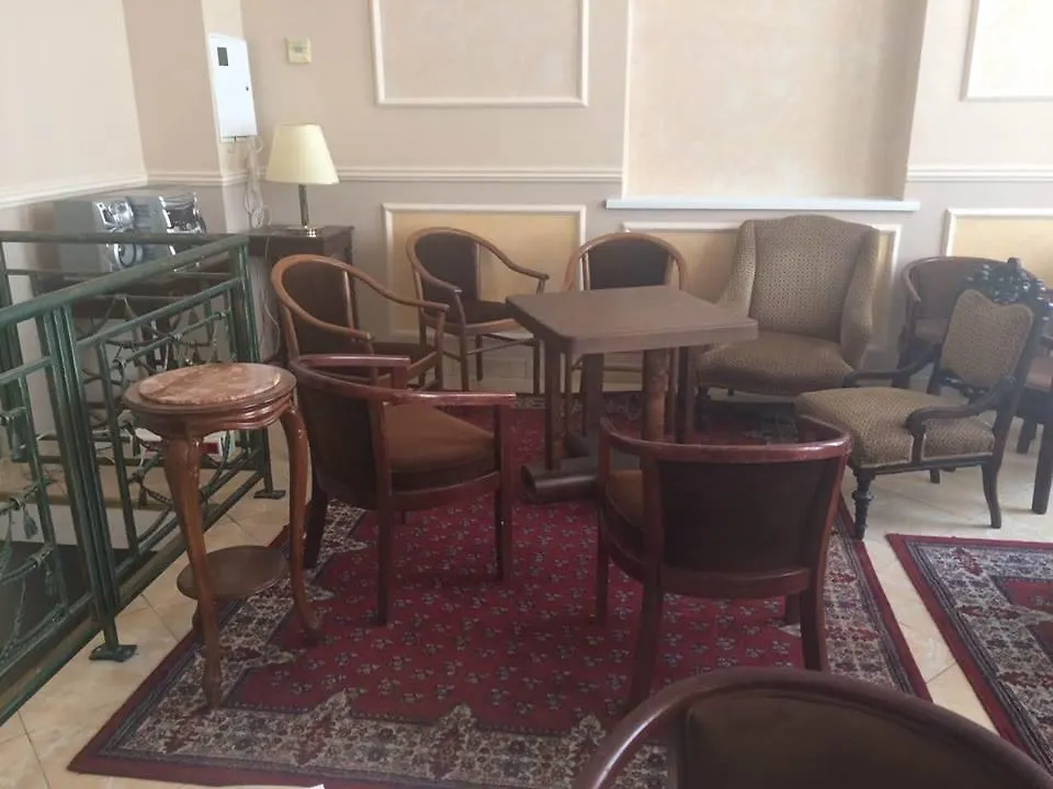 Chaplin Hotel Lviv Lejlighed